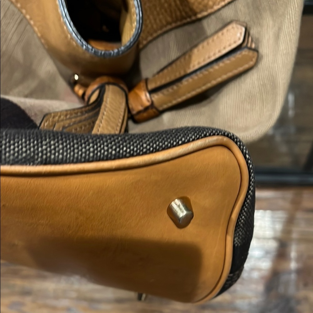Burberry Grainy Calfskin Canvas Mega Check Medium Ashley Tassel - Picture 7 of 7